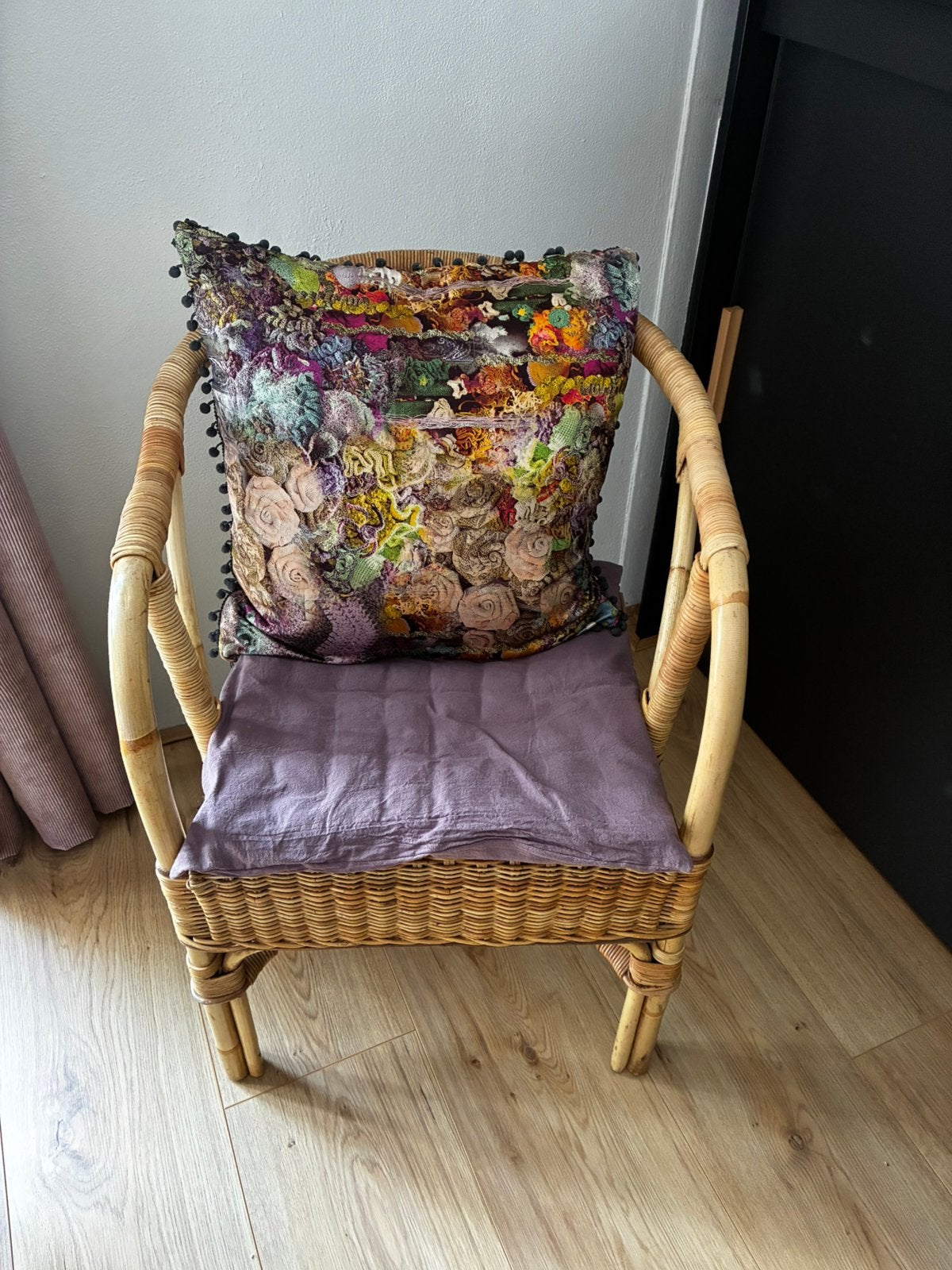 Rieten - rotan stoeltje | kamer - tuin - terras - balkon, Ophalen, Zo goed als nieuw, Bruin, Eén