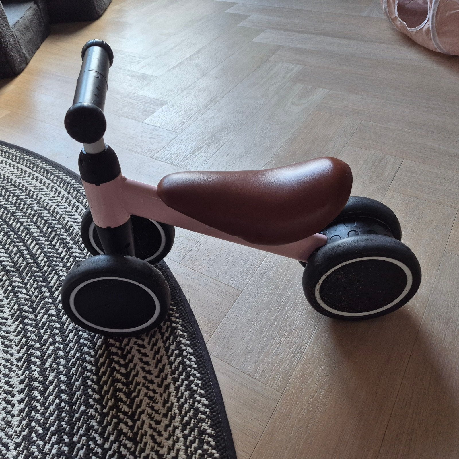 Bandits & Angels loopfiets voor peuters - Roze, Ophalen, Gebruikt, Loopfiets