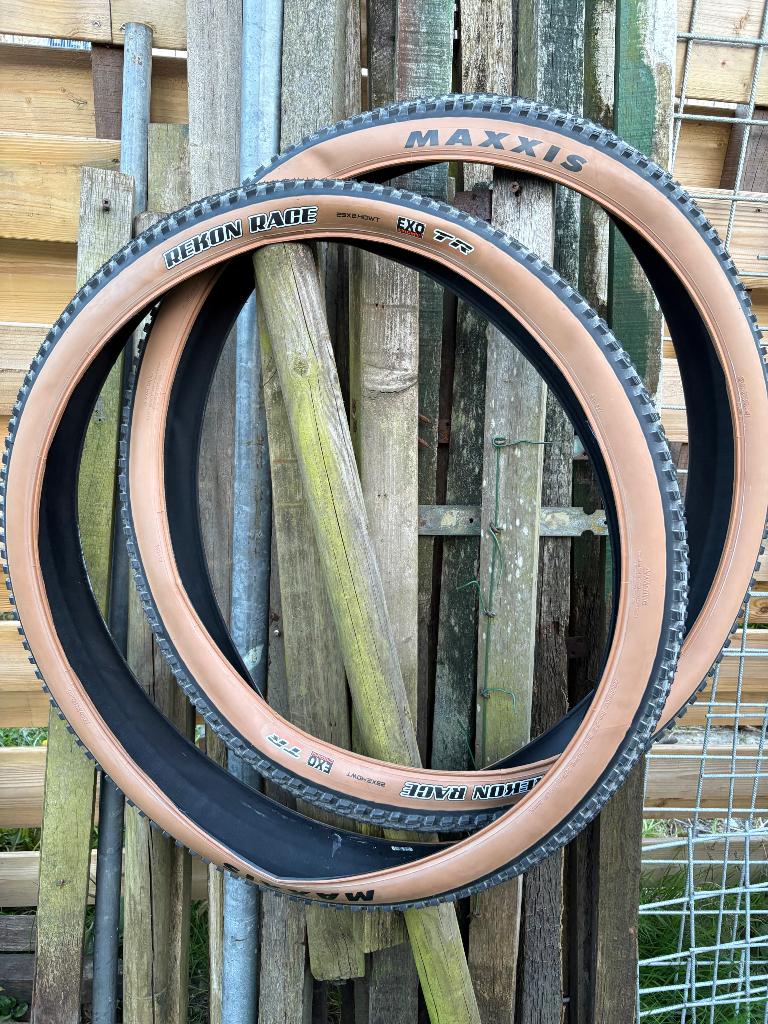 Maxxis Remon Race 29x2.4 MTB Banden, Fietsen en Brommers, Fietsonderdelen, Band, Ophalen of Verzenden, Zo goed als nieuw, Mountainbike