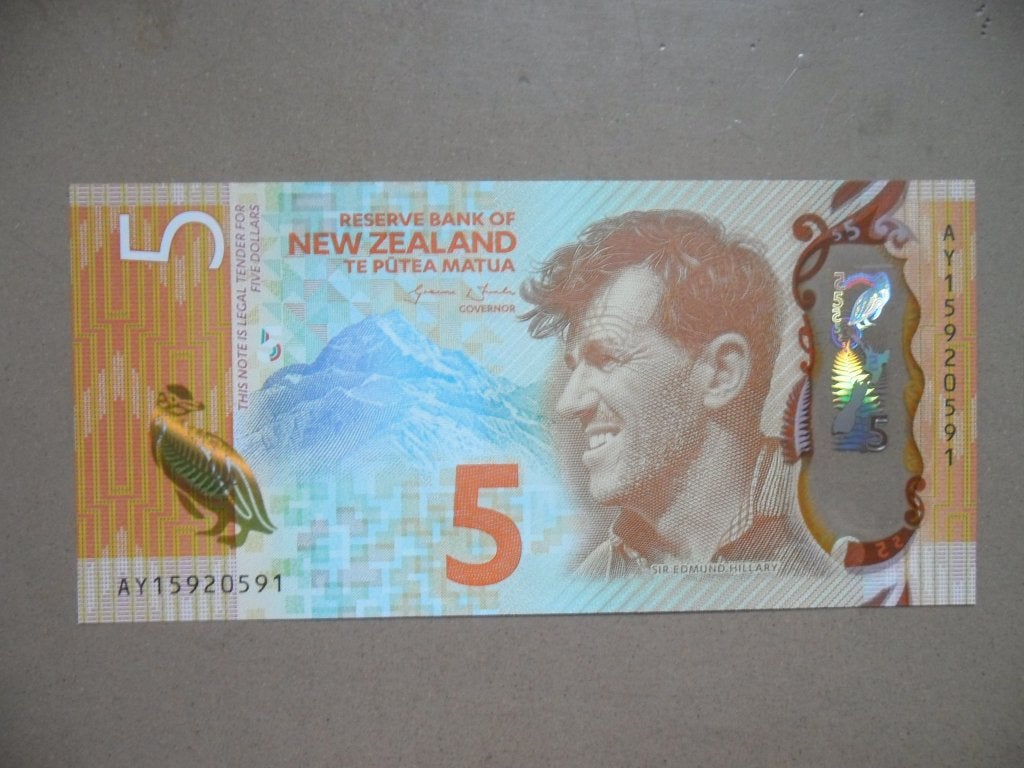 Nieuw Zeeland #191 [2015] / 5 dollars UNC, Postzegels en Munten, Bankbiljetten | Oceanië, Verzenden, Los biljet