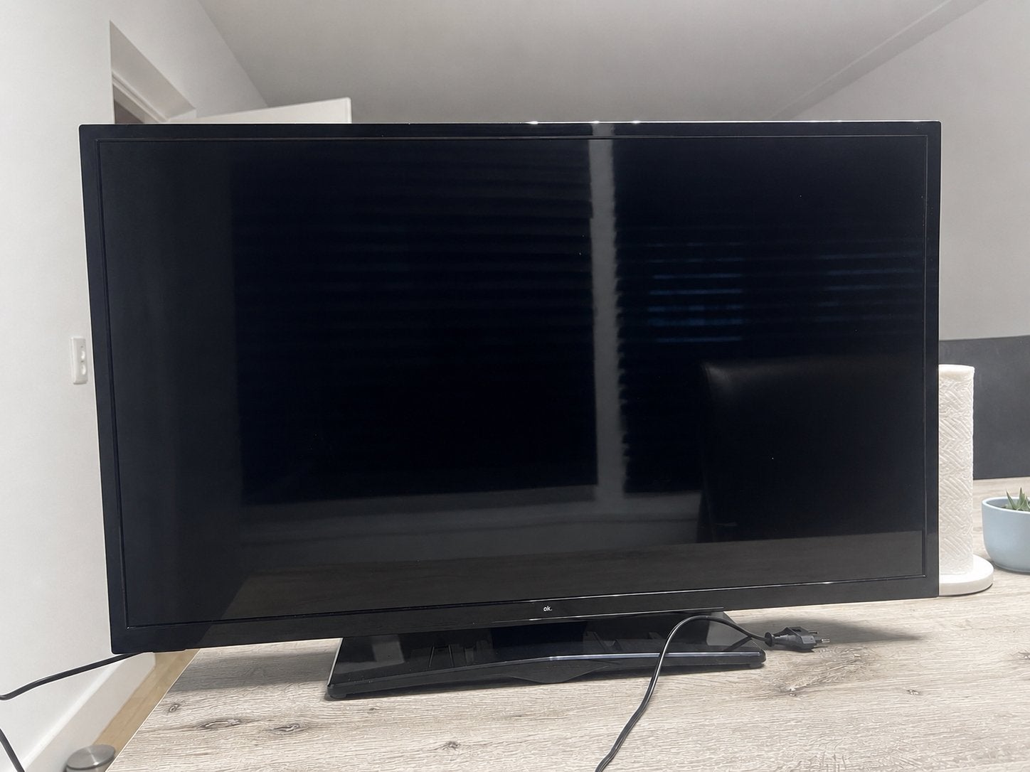 OK. 32 inch LED TV - Model ODL 32540-B, Overige merken, 50 Hz, HD Ready (720p), Gebruikt