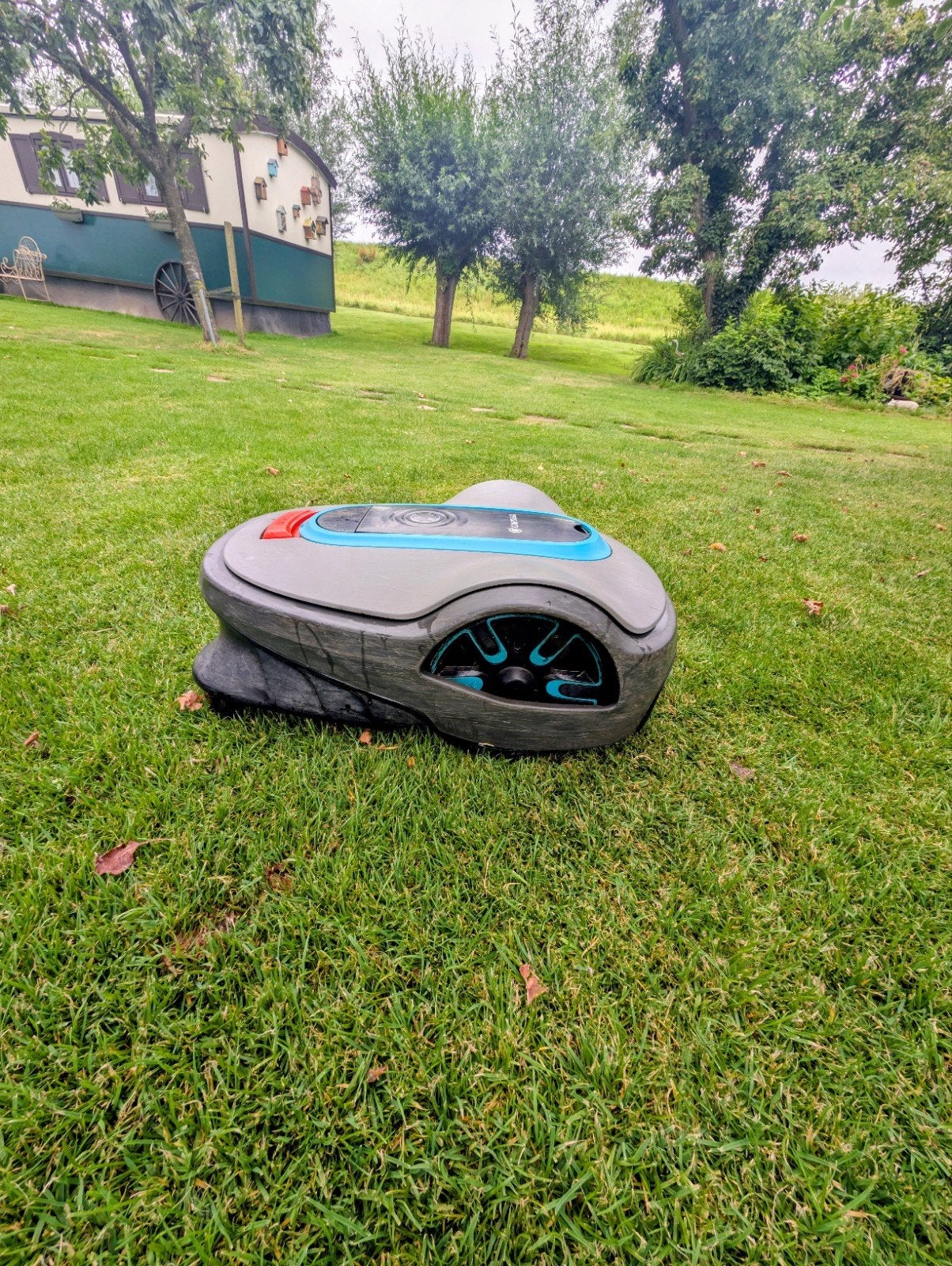 Gardena Smart Sileno Life 1500 Robotmaaier, Ophalen, Cirkelmaaier, Gebruikt, Minder dan 30 cm
