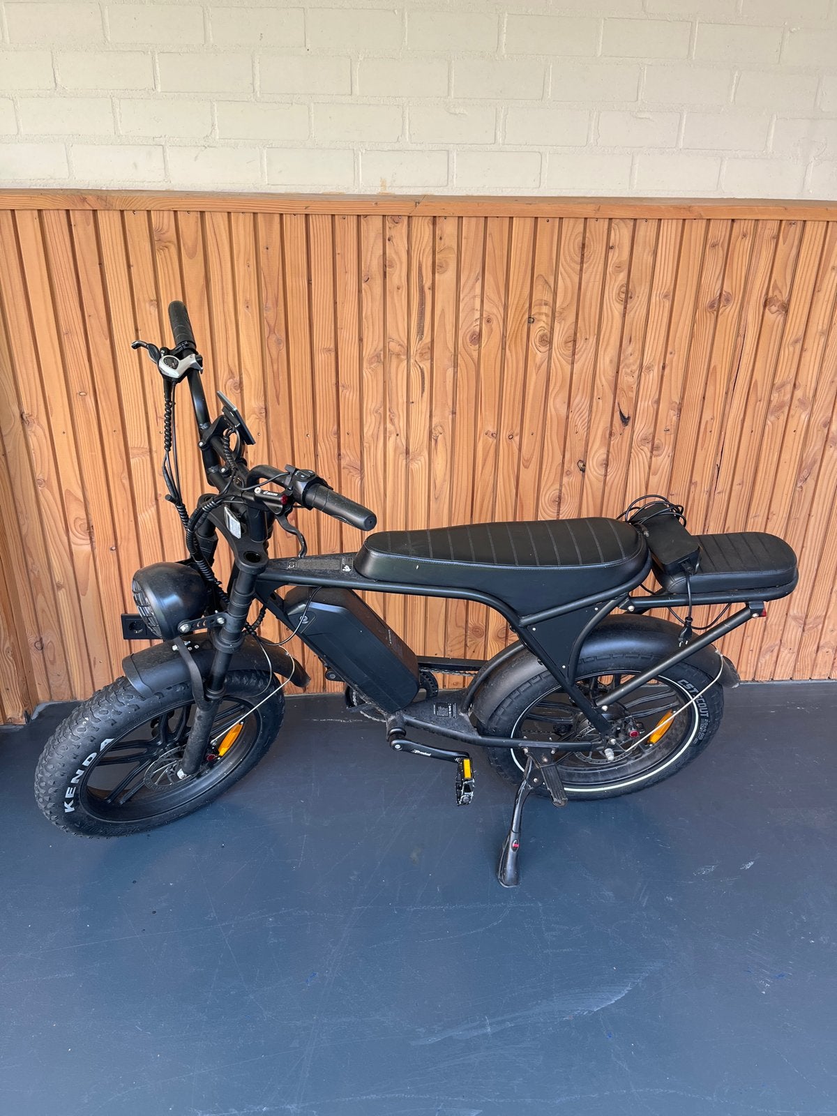 Fatbike met defect achter de naaf (maakt geluid), Fietsen en Brommers, Elektrische fietsen, Gebruikt, 51 tot 55 cm, 30 tot 50 km per accu