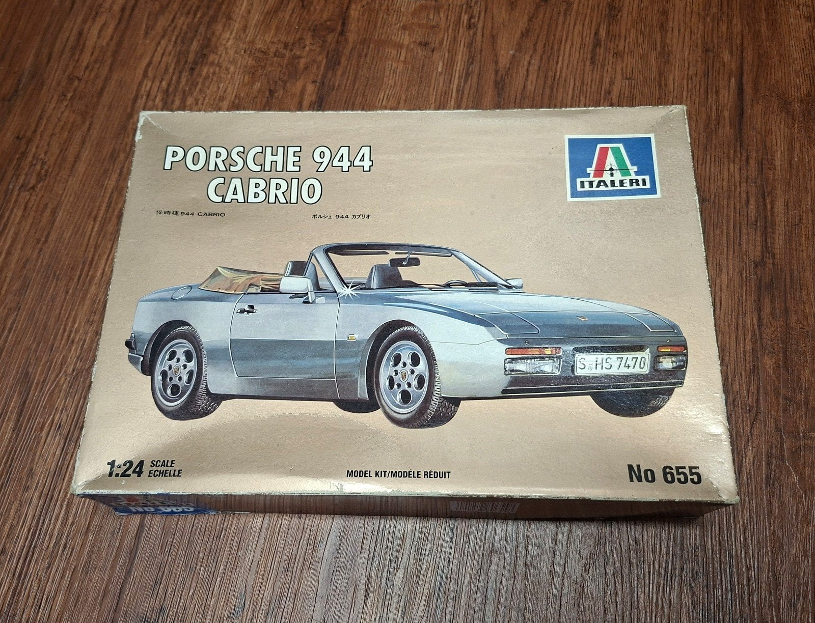porsche 944 cabrio bouwdoos 1/24 Italeri, Ophalen of Verzenden, Groter dan 1:32, Auto, Italeri