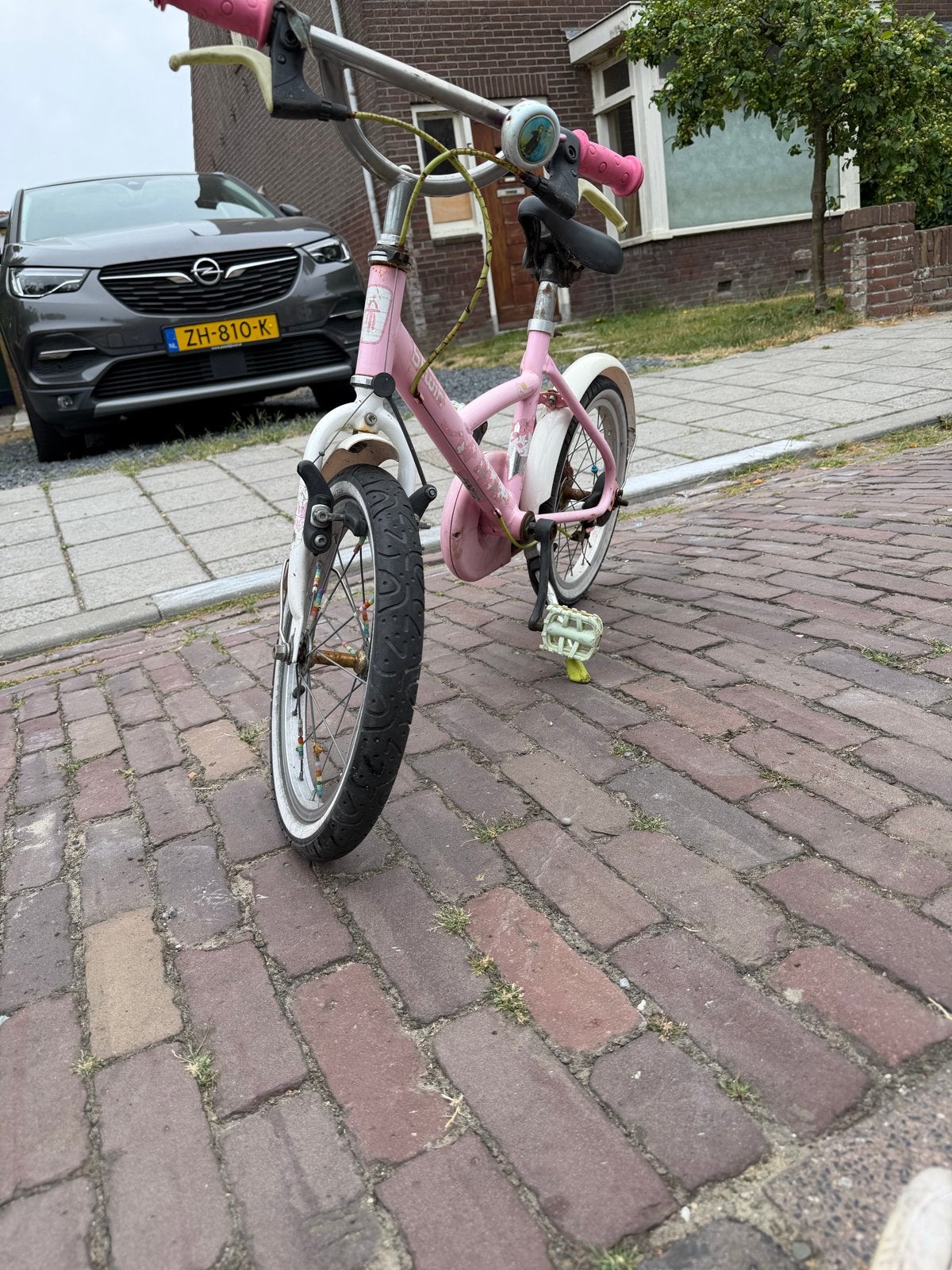 Roze kinderfiets B'Twin Princess 16 inch met Frozen bel, Ophalen of Verzenden, Gebruikt, Terugtraprem, 16 tot 20 inch