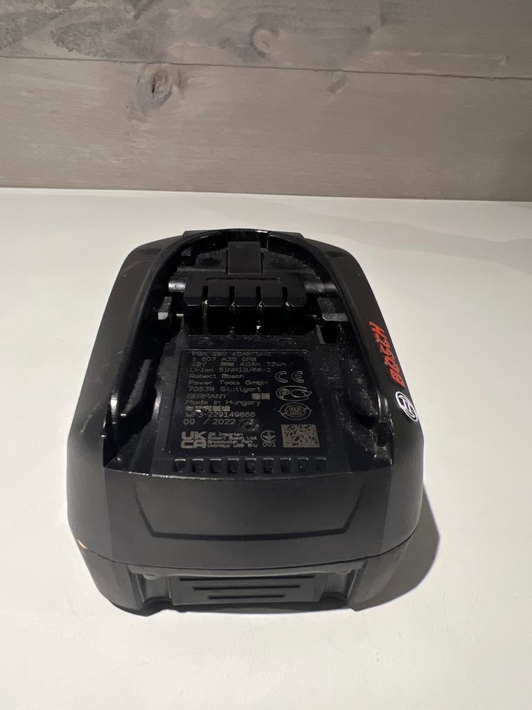 Bosch PBA 18V 4.0Ah W-C Accu - Zo goed als nieuw, N, N, Ophalen of Verzenden, Zo goed als nieuw