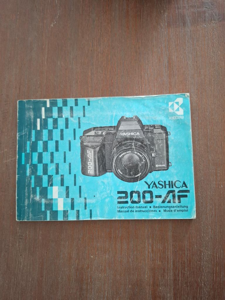 Handleiding Yashica 200AF, Ophalen of Verzenden, Gebruikt, Spiegelreflex, Overige Merken