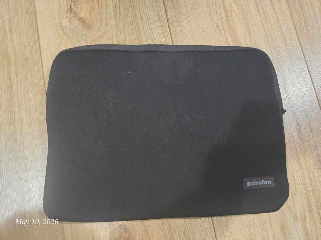 16 inch laptophoes - Zo goed als nieuw, Computers en Software, Laptophoezen, Ophalen, 16 inch, Zo goed als nieuw, Cirafon