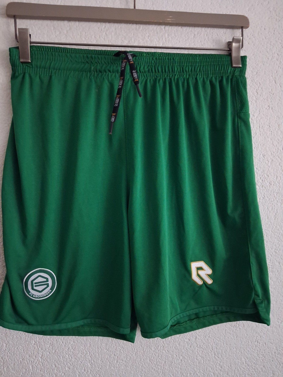Robey FC Groningen Voetbalbroekje Maat M, Maat 48/50 (M), Robey, Ophalen of Verzenden, Zo goed als nieuw