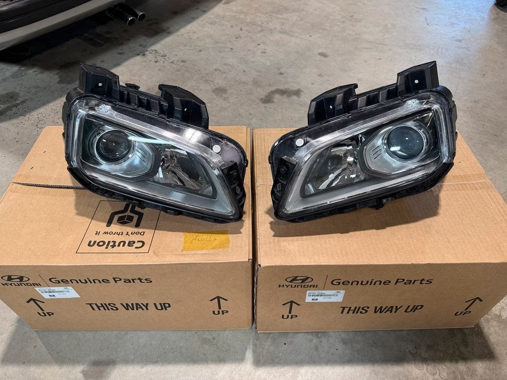 hyundai kona links rechts koplamp lamp 92101j9000 92102j9000, Gebruikt, Heolleung-ro 12
06797  Seoul, Ophalen of Verzenden, Info@hyundai.com