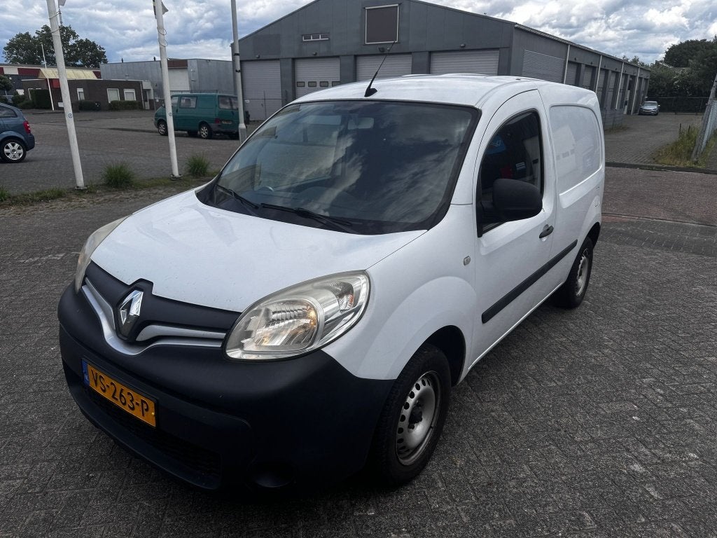 Renault Kangoo 1.5 dCi Airco Navi Trekhaak BTW APK 06-2027, Auto's, Bestelauto's, Voorwielaandrijving, Euro 5, Stof, 74 pk