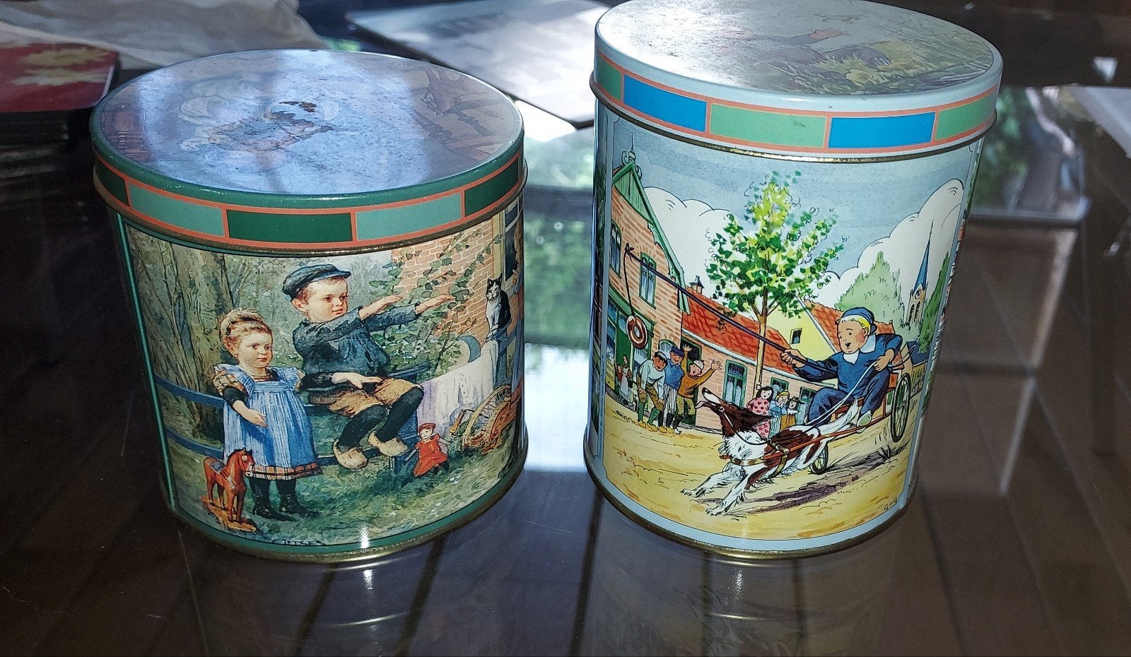 Set van 2 vintage blikken met kinderillustraties, Ophalen of Verzenden, Gebruikt, Overige, Overige merken