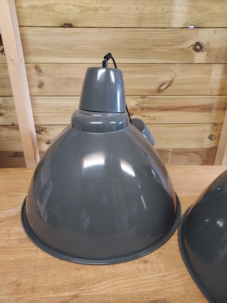 2 Grote Ikea industriële stijl hanglampen, betonlook grijs, Ophalen, Zo goed als nieuw, Metaal, Minder dan 50 cm