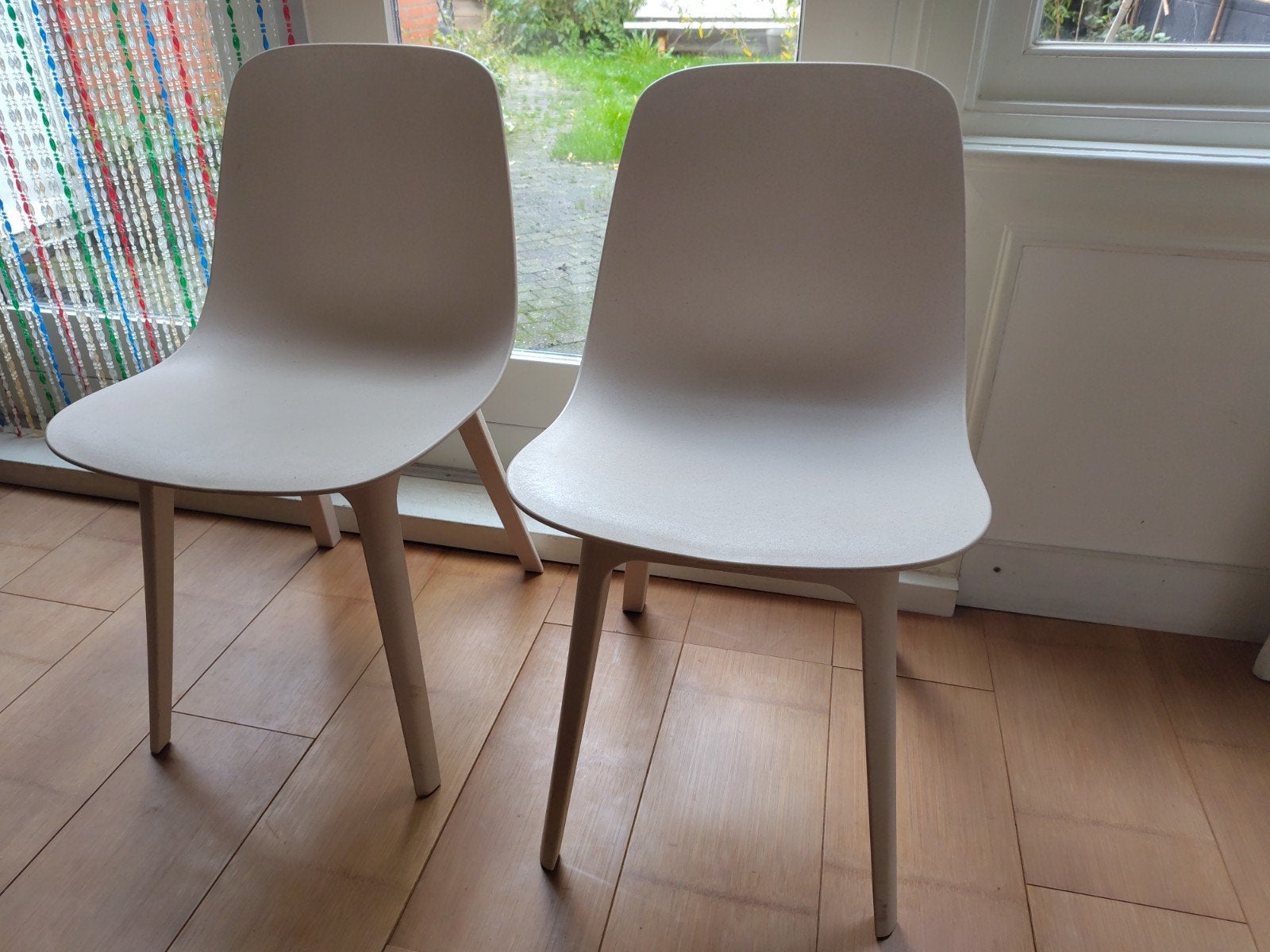 IKEA Odger eetkamerstoel wit/ beige, Twee, Wit, Design, Zo goed als nieuw