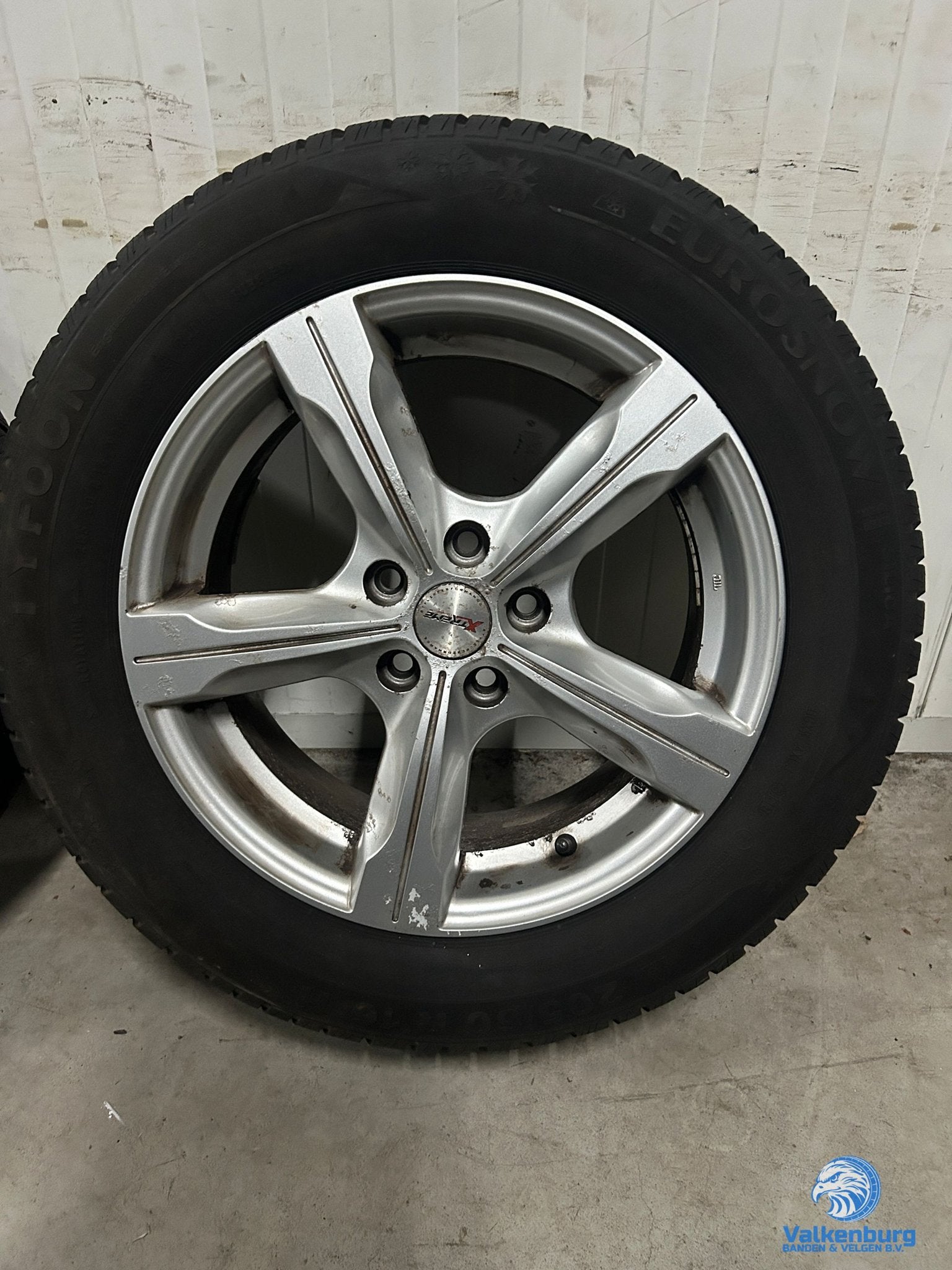 7-8mm! Opel Astra J 16 inch velgen 5x105 winterbanden 205/60, Auto-onderdelen, Gebruikt, -, Banden en Velgen, -