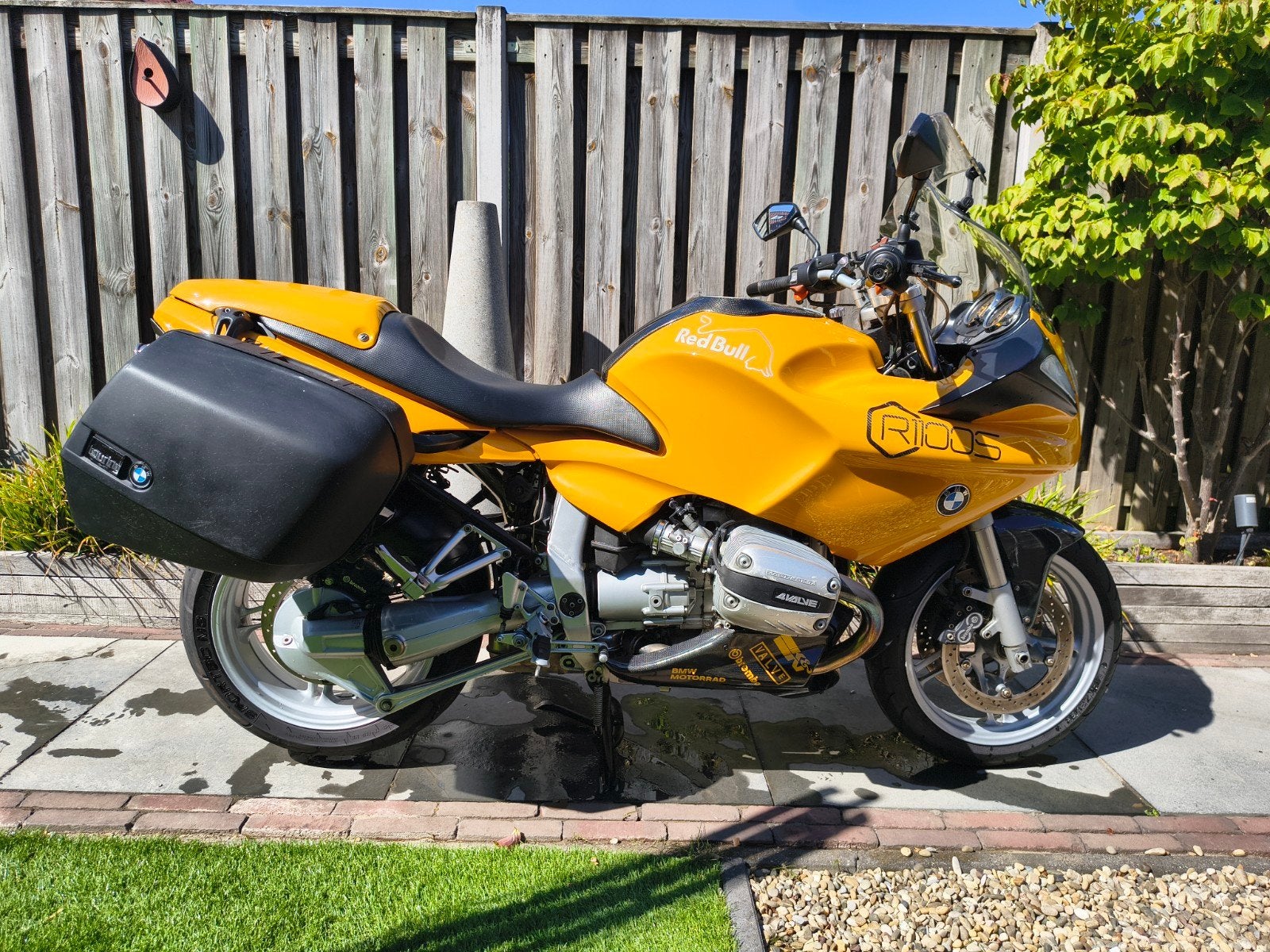 BMW R1100S – Rijk uitgevoerd met veel originele extra’s, Motoren, Motoren | BMW, 2 cilinders, LED Verlichting, Particulier, Toermotor