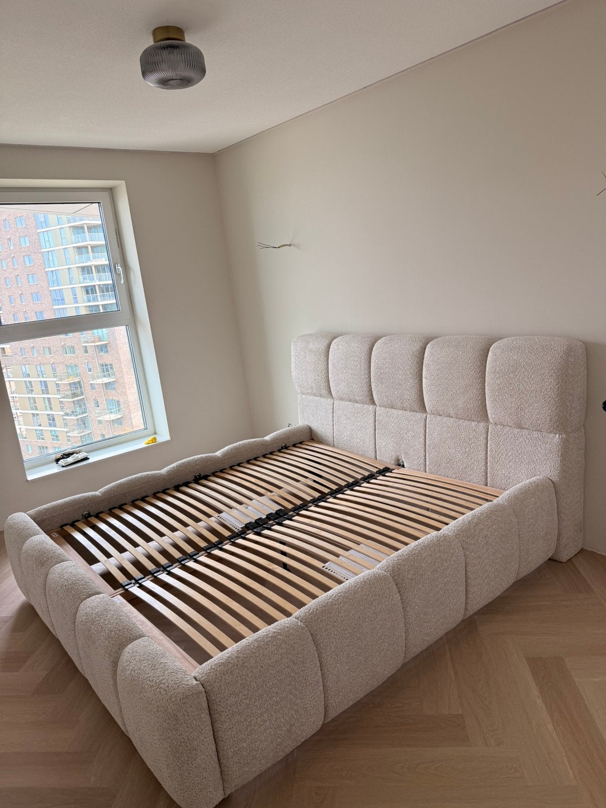 Bowie teddy bed, Beige, Ophalen of Verzenden, 180 cm, 200 cm