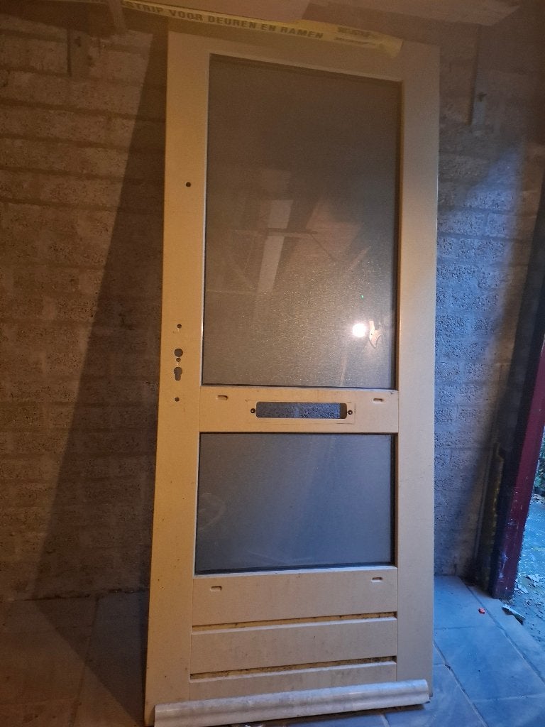 Hardhouten voordeur, Ophalen, Gebruikt, Buitendeur, 200 tot 215 cm