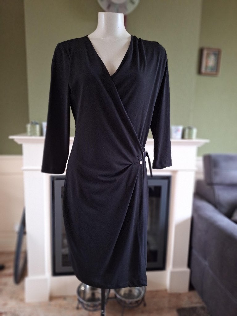 Rinascimento wikkel look jurk LBD L, Maat 38/40 (M), Verzenden, Zwart, Rinascimento