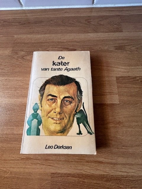 Q22-boek de kater van tante Agaath van Leo Derksen, Ophalen of Verzenden, Gelezen
