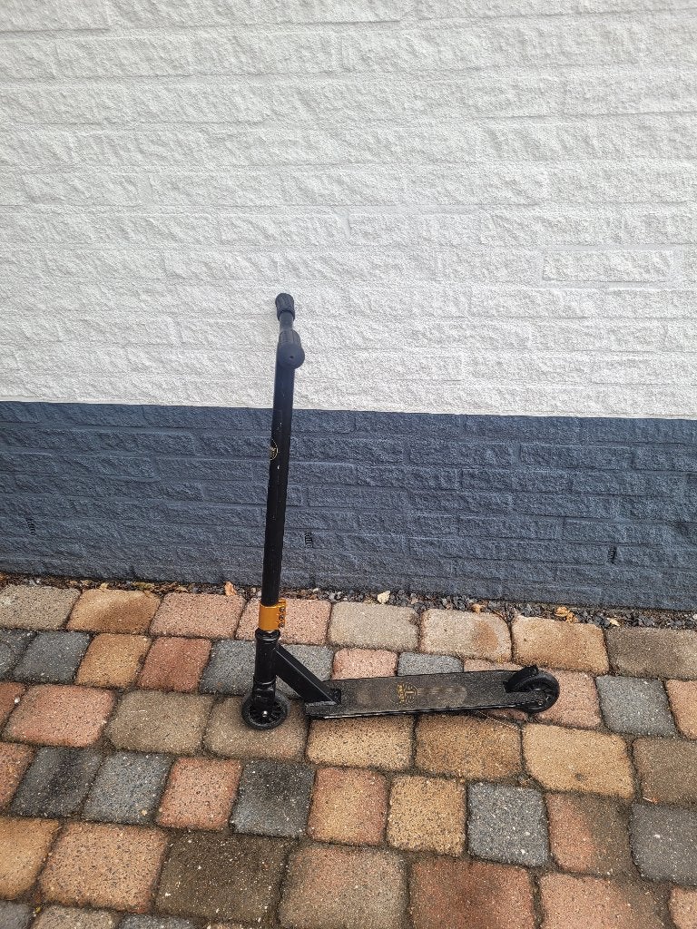 Black Dragon stuntstep, Fietsen en Brommers, Steps, Ophalen, Gebruikt, Gewone step, Black Dragon