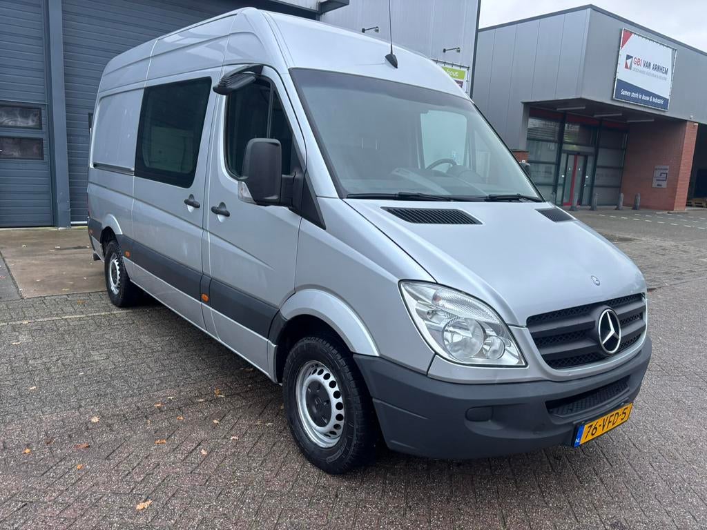 Mercedes-Benz Sprinter 3.0 CDI 318 AUT L2/H2, Auto's, Electronic Stability Program (ESP), Zwart, 2987 cc, Bedrijf