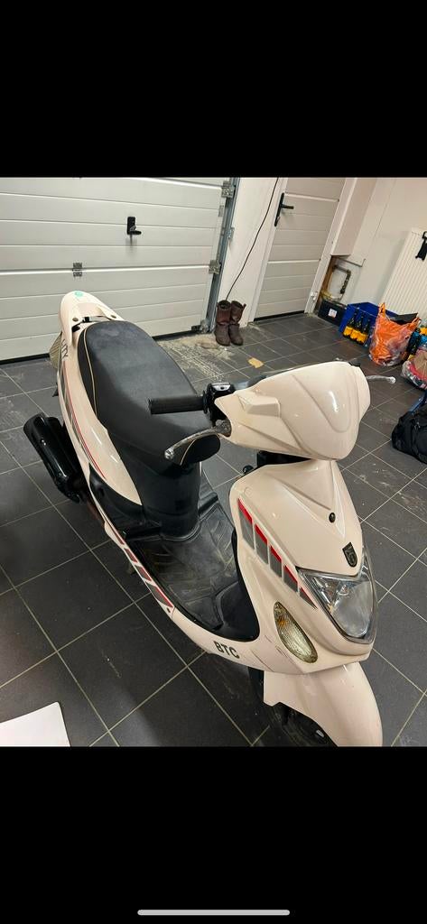BTC City Scooter - Wit, Gebruikt, Benzine, Ophalen, Overige merken
