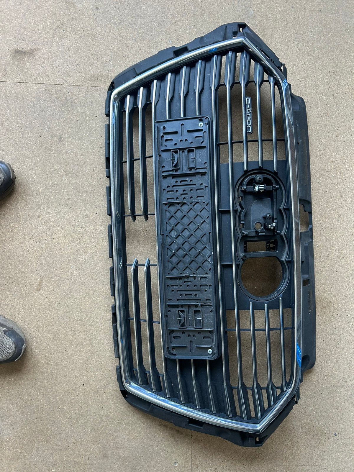 Originele Audi A3 40 e-tron facelift grille 8V4853651AA, Ophalen, Achter, Audi, Bumper