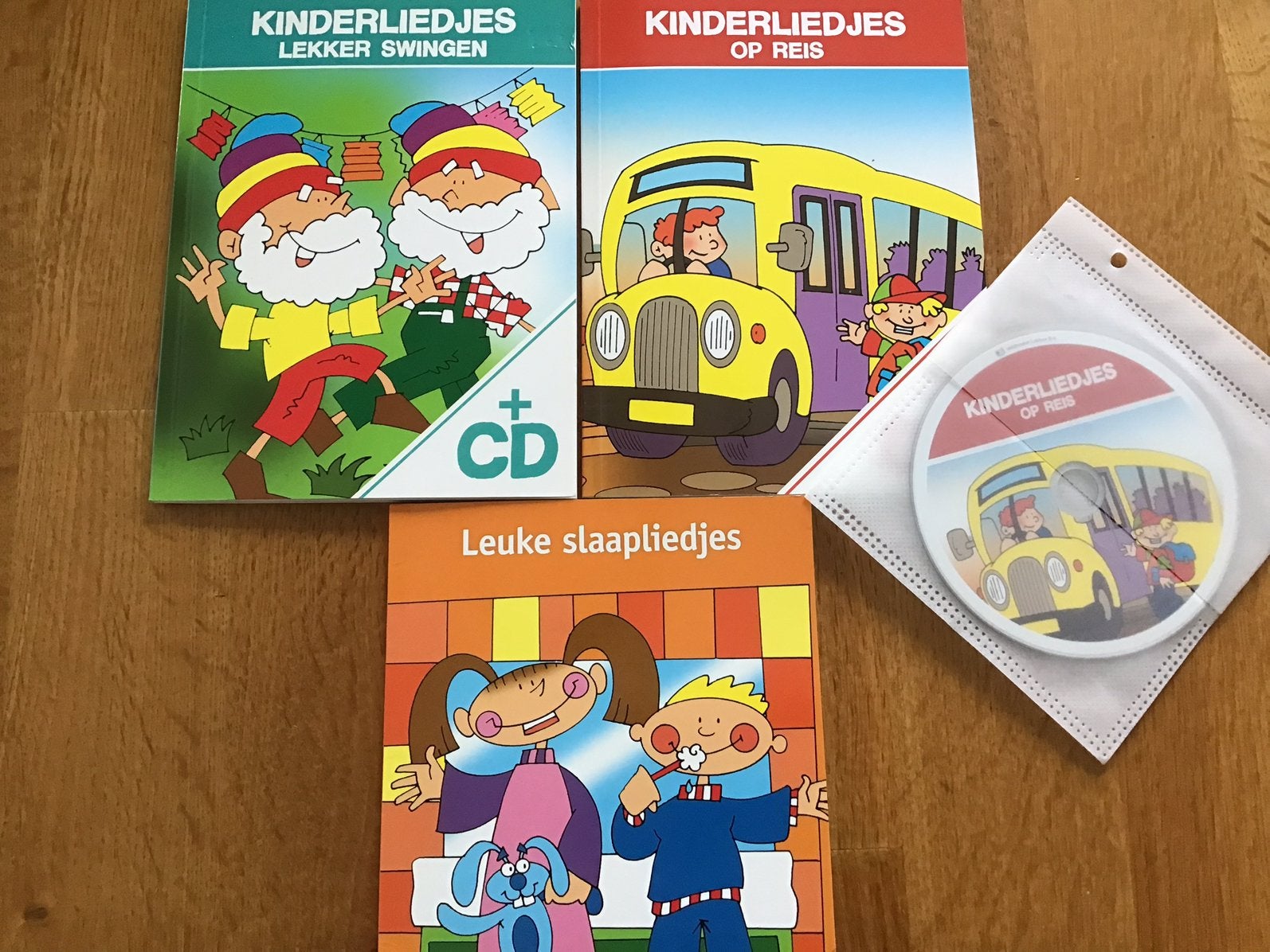 Boekjes Kinderliedjes & CD, Ophalen of Verzenden, Zo goed als nieuw