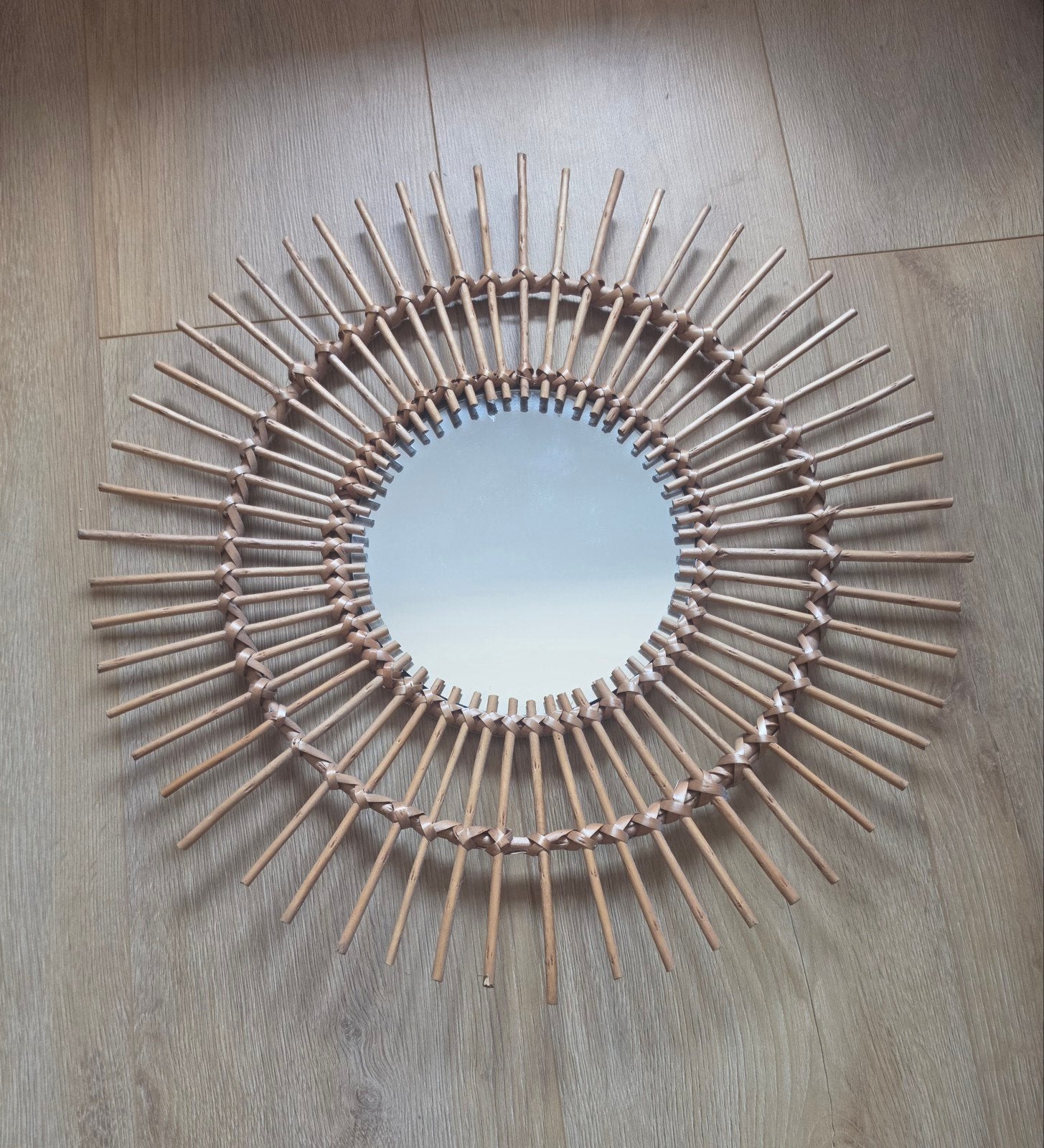 Zonnespiegel Rotan Xenos 55cm, Ophalen of Verzenden, Zo goed als nieuw, Rond, 50 tot 75 cm