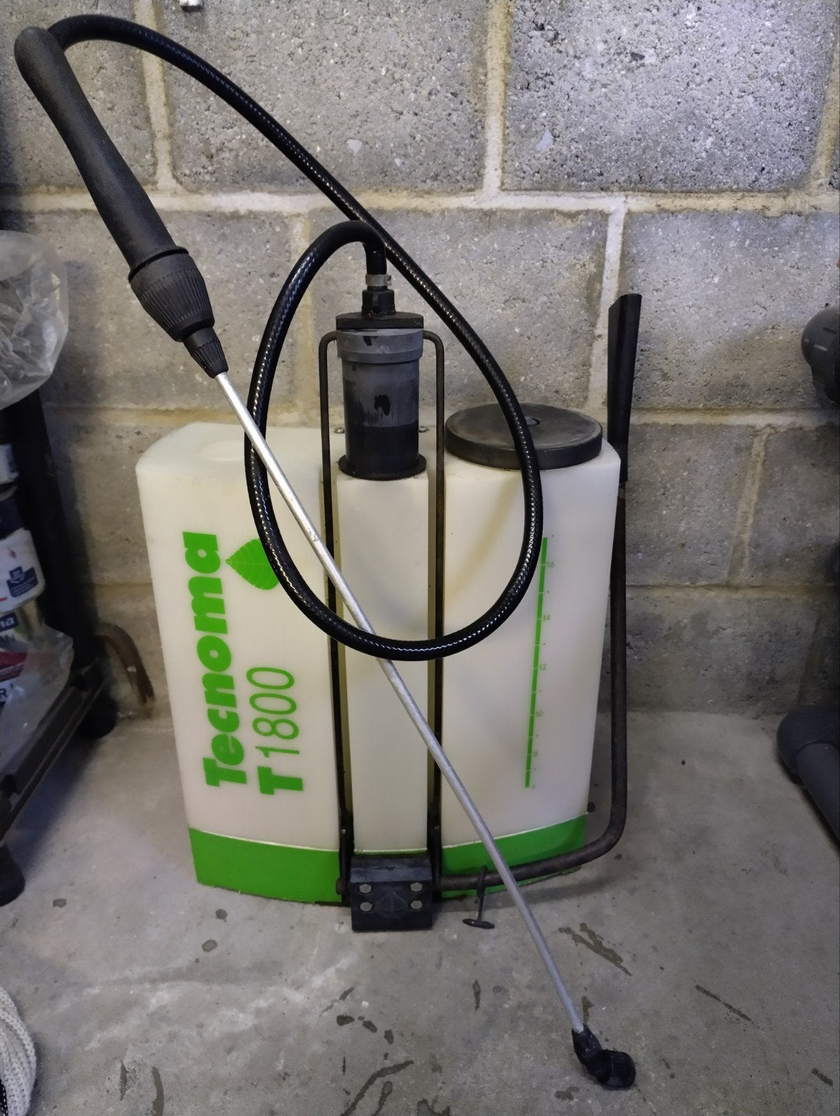 Professionele Tecnoma T1800 Rugsproeier - Onkruidsproeier, Ophalen of Verzenden, Gebruikt, Multisproeier
