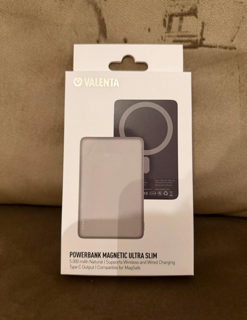 Valenta Powerbank Magnetic Ultra Slim 5.000 mAh, Telecommunicatie, Powerbanks, Ophalen of Verzenden, Nieuw