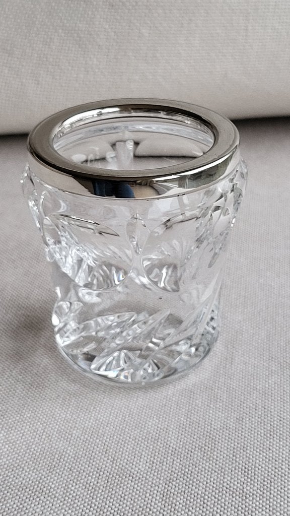 Lepelvaasje kristal met verzilverde rand, Ophalen