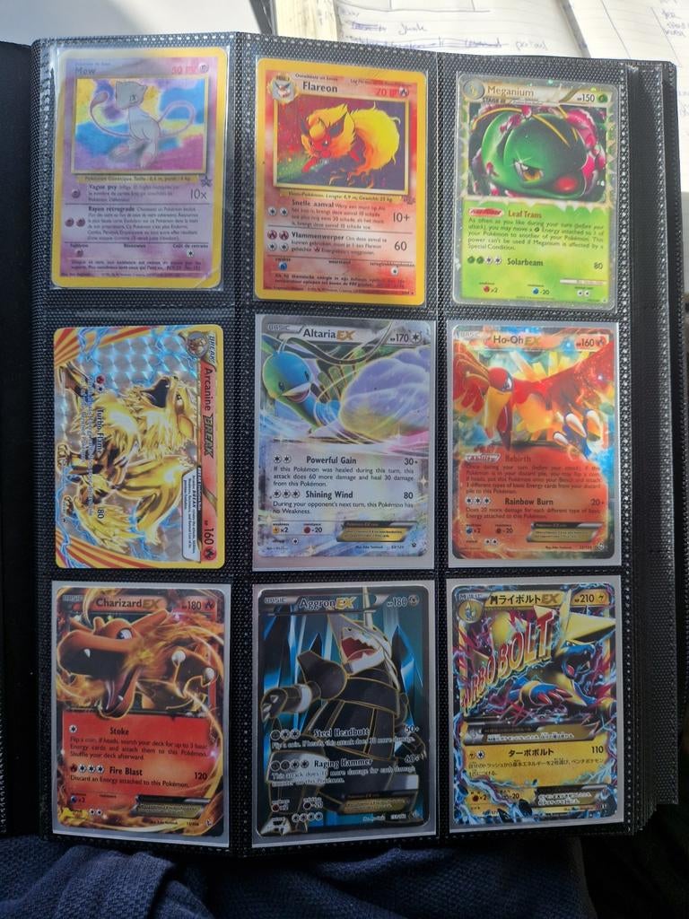 Oude pokemon kaarten en nieuwe hitjes, Ophalen of Verzenden, Zo goed als nieuw, Meerdere kaarten