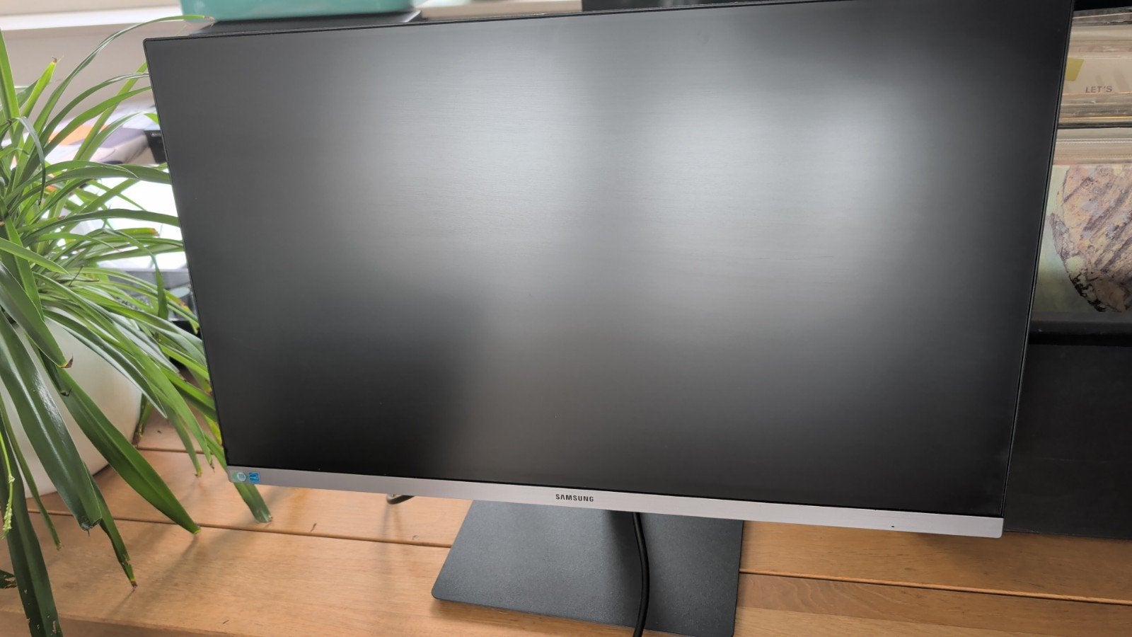 Samsung computer monitor 60x35 cm., Computers en Software, Monitoren, In hoogte verstelbaar, Ophalen of Verzenden, Overige typen
