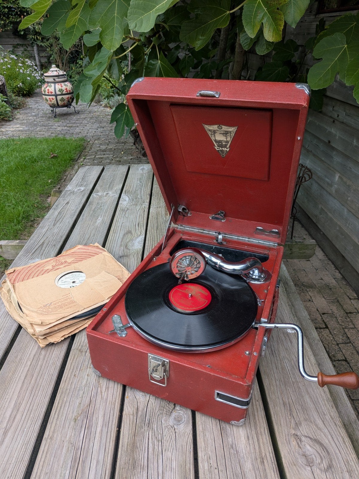 zeldzame rode sovjet- koffer grammofoon uit 1946, Ophalen of Verzenden