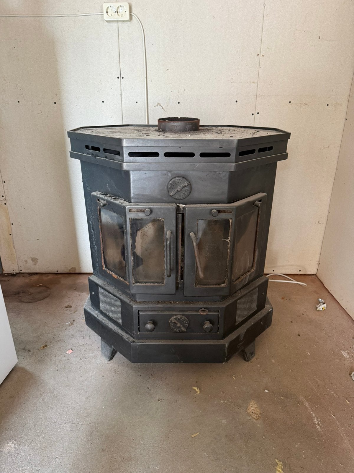 Open haard giet ijzer, Ophalen, Zo goed als nieuw, Hout, Houtkachel