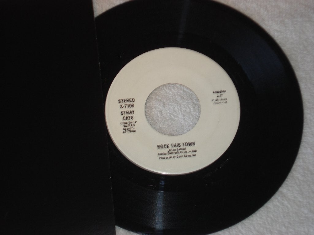 Stray Cats   Rock This Town  / Stray Cat Strut   USA, Ophalen of Verzenden, Zo goed als nieuw, Pop