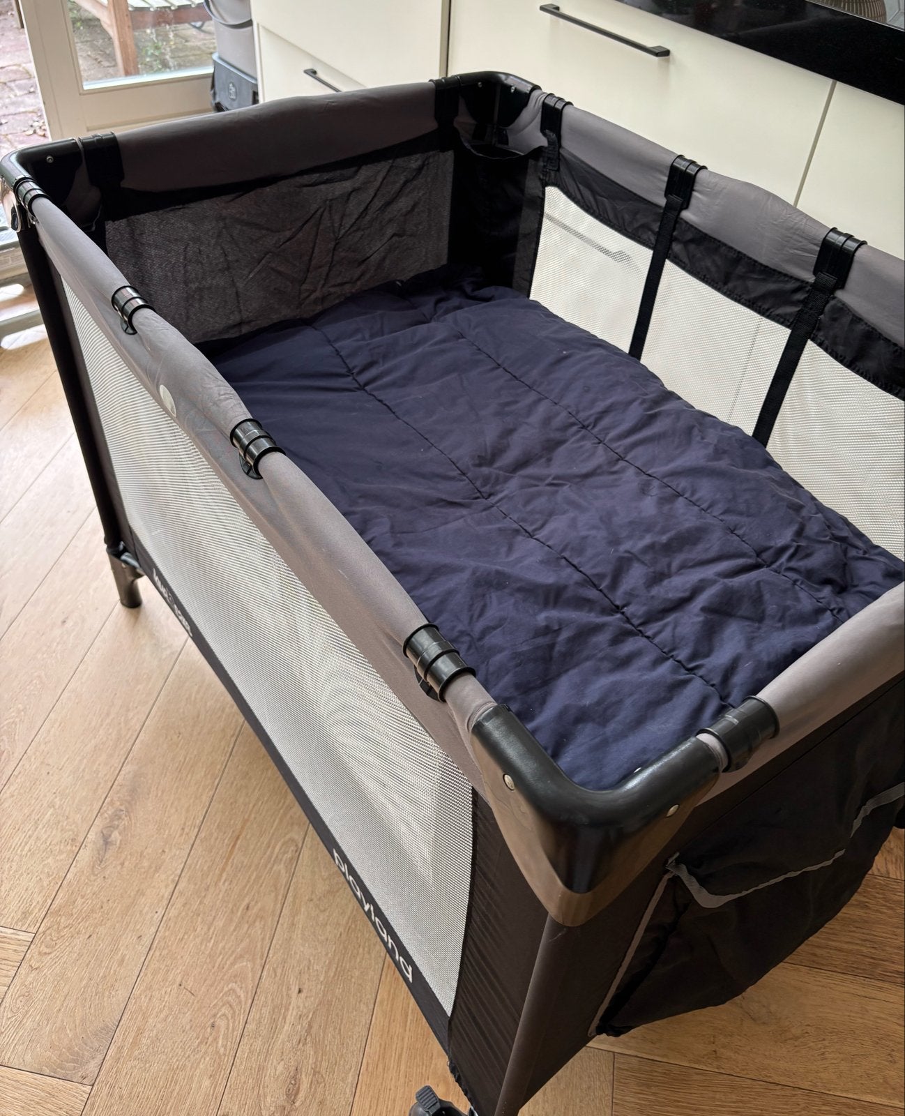 Opvouwbaar Kinderbedje - 2 Hoogtes, Inklapbaar voor Reizen, Ophalen, Gebruikt, 140 tot 160 cm, 70 tot 85 cm