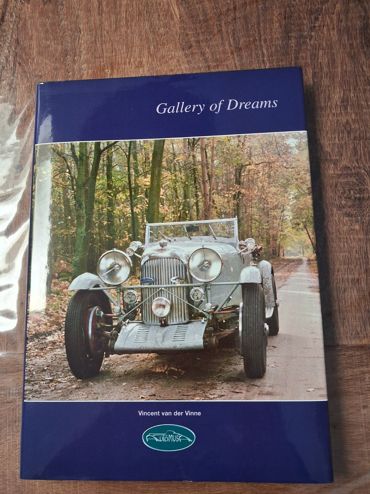oldtimer boek gallerey of dreams, Ophalen, Zo goed als nieuw, Overige merken