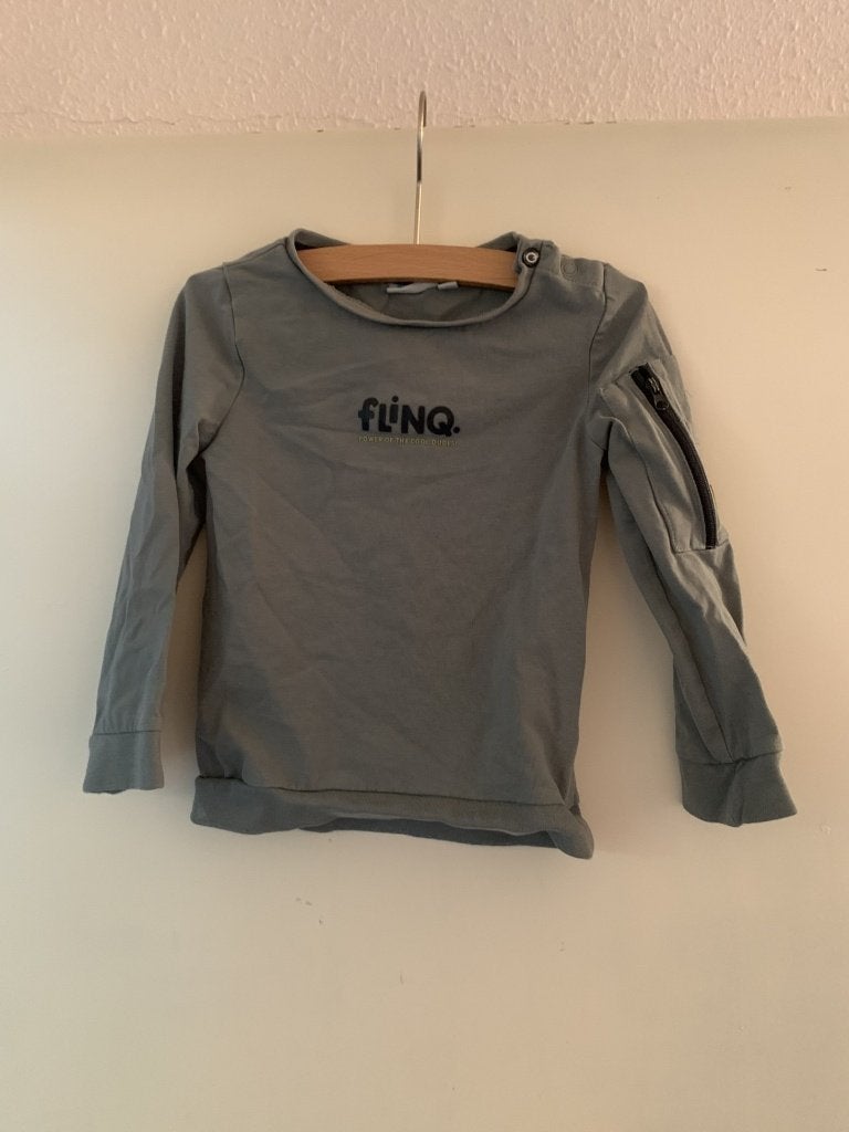 Groene shirtje van Flinq. Maat 86, Kinderen en Baby's, Babykleding | Maat 86, Ophalen of Verzenden, Jongetje, Shirtje of Longsleeve