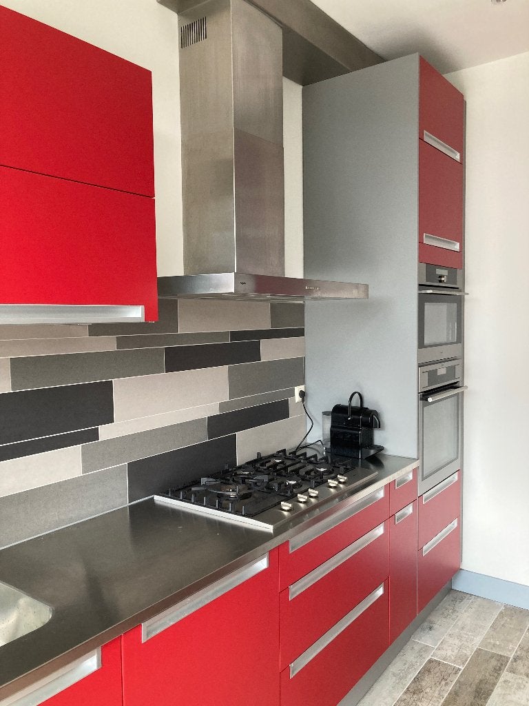 complete (of deel van) Bruynzeel keuken rood, Huis en Inrichting, Ophalen, Dubbelwandige keuken, Zo goed als nieuw, Met kookeiland