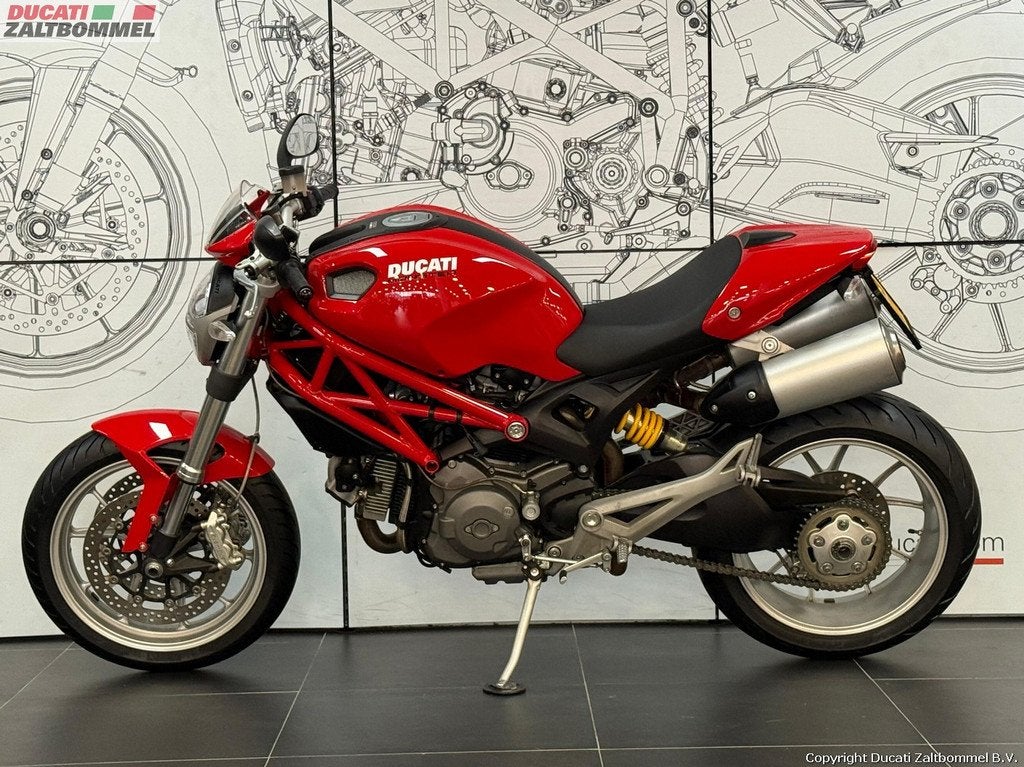 Ducati MONSTER 1100 (bj 2009), 1079 cc, Bedrijf, Meer dan 35 kW, Overig
