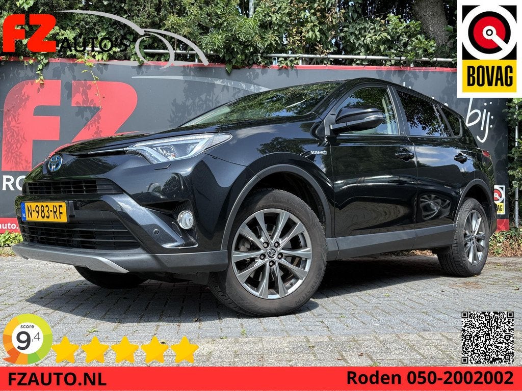 Toyota RAV4 2.5 Hybrid Black Edition - Automaat - Navigatie, Auto's, Toyota, Gebruikt, Euro 6, Zwart, Leder