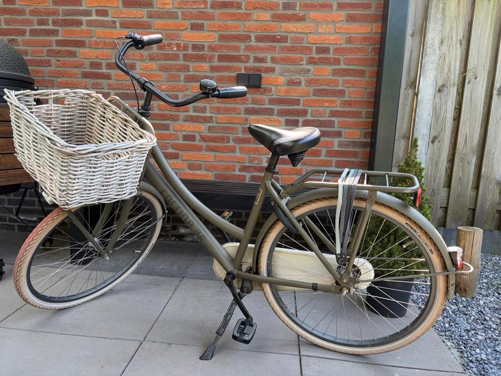 Meisjesfiets Cortina U4 olijfgroen 26 inch, Fietsen en Brommers, Fietsen | Meisjes, Terugtraprem, Versnellingen, Zo goed als nieuw