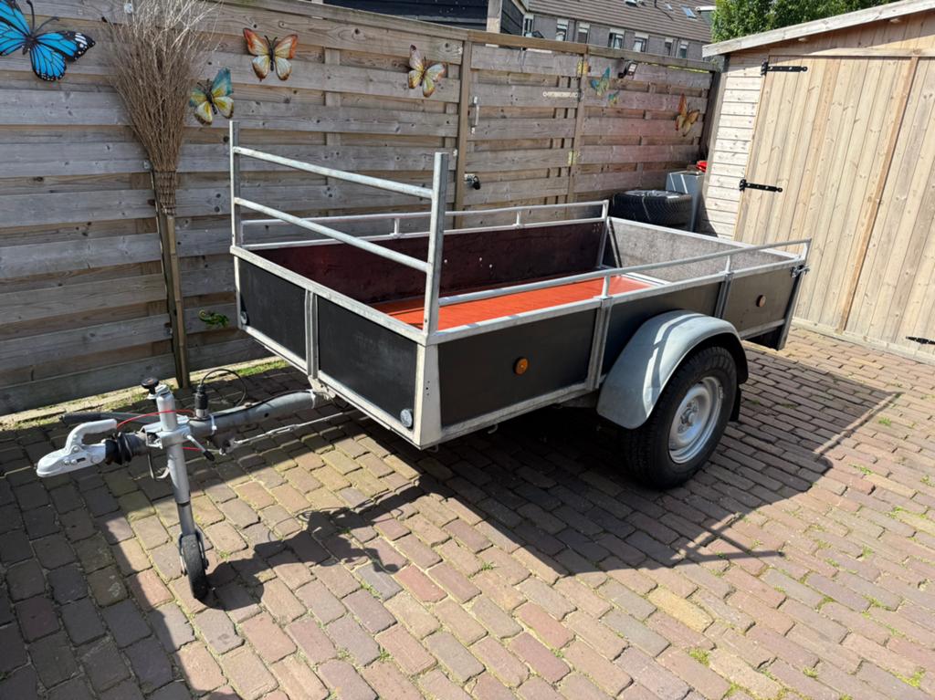 Zeer nette aanhanger, Ophalen, Zo goed als nieuw