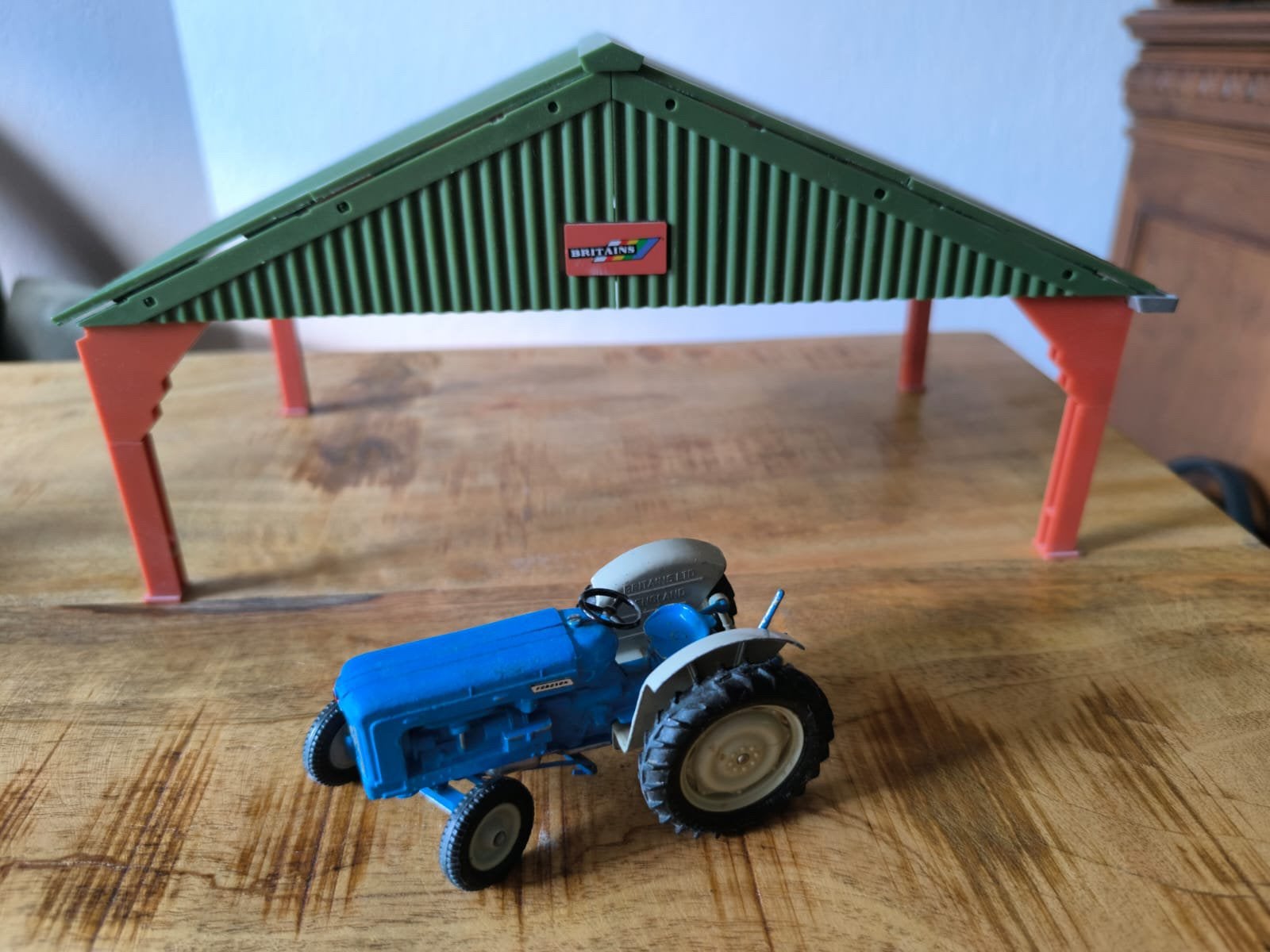 Britains Fordson Major, Verzenden, Zo goed als nieuw, Tractor of Landbouw, Britains