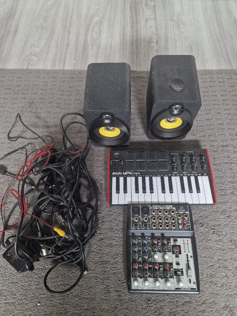 Behringer Xenyx 1002 Mixer, Ophalen of Verzenden, Zo goed als nieuw