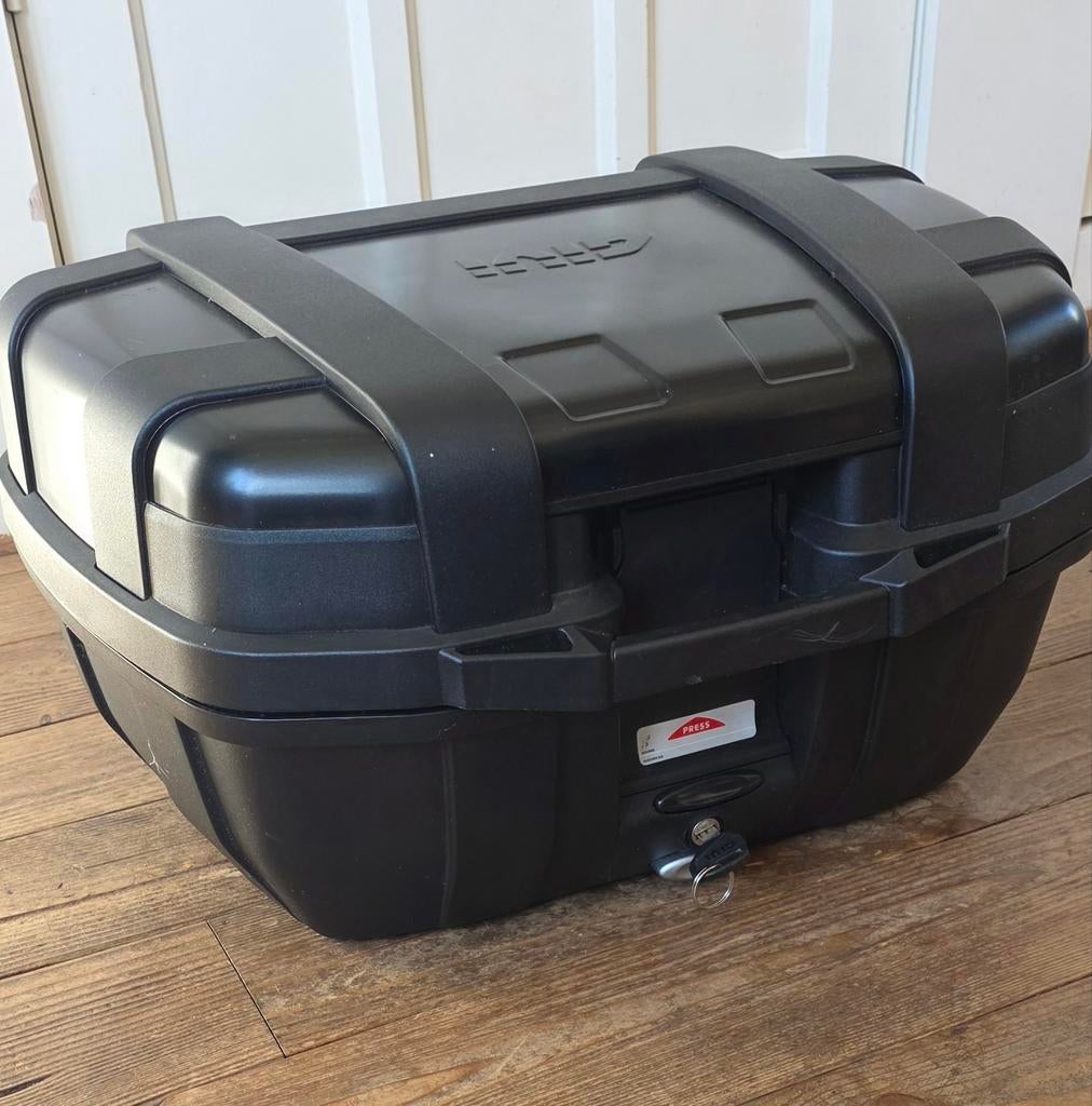 Givi Trekker 52 Topkoffer met Grondplaat - Zwart, Ophalen of Verzenden, Zo goed als nieuw