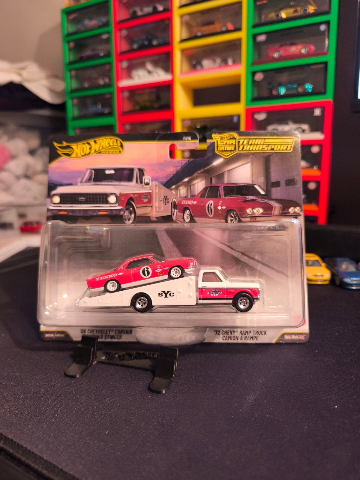 Hot Wheels Team Transport '72 Chevy Ramp Truck & '66 Corvair, Ophalen of Verzenden, Nieuw, Auto